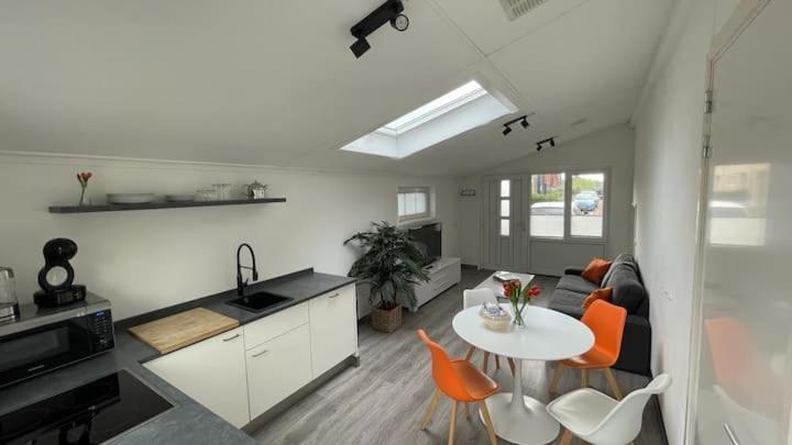 Down Under In Veere Villa Exterior photo